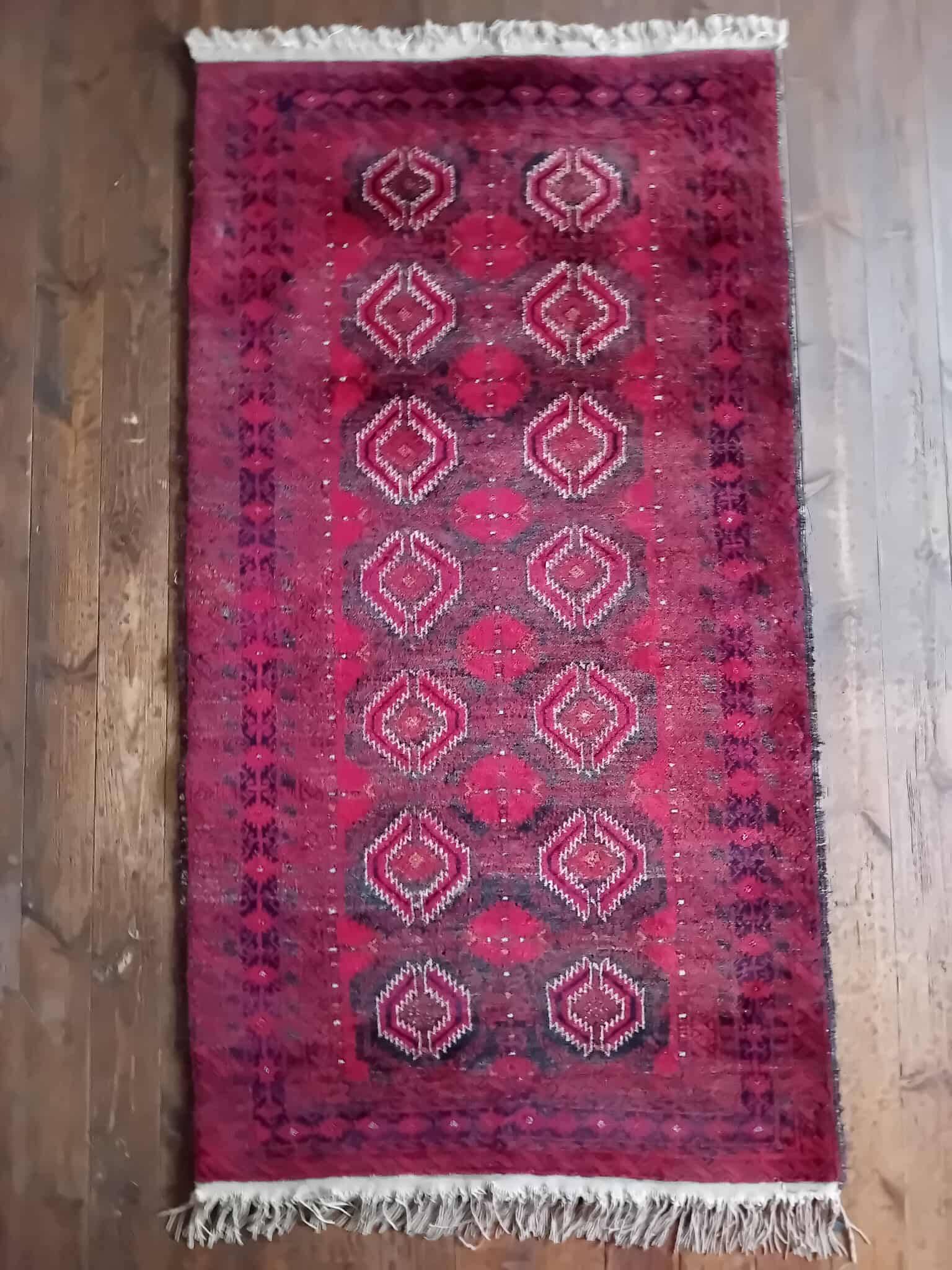 Handmade Baluch Persian Rug 180x100cm
