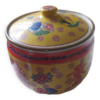 Vintage Chinese porcelain bowl with lid 60s-70s