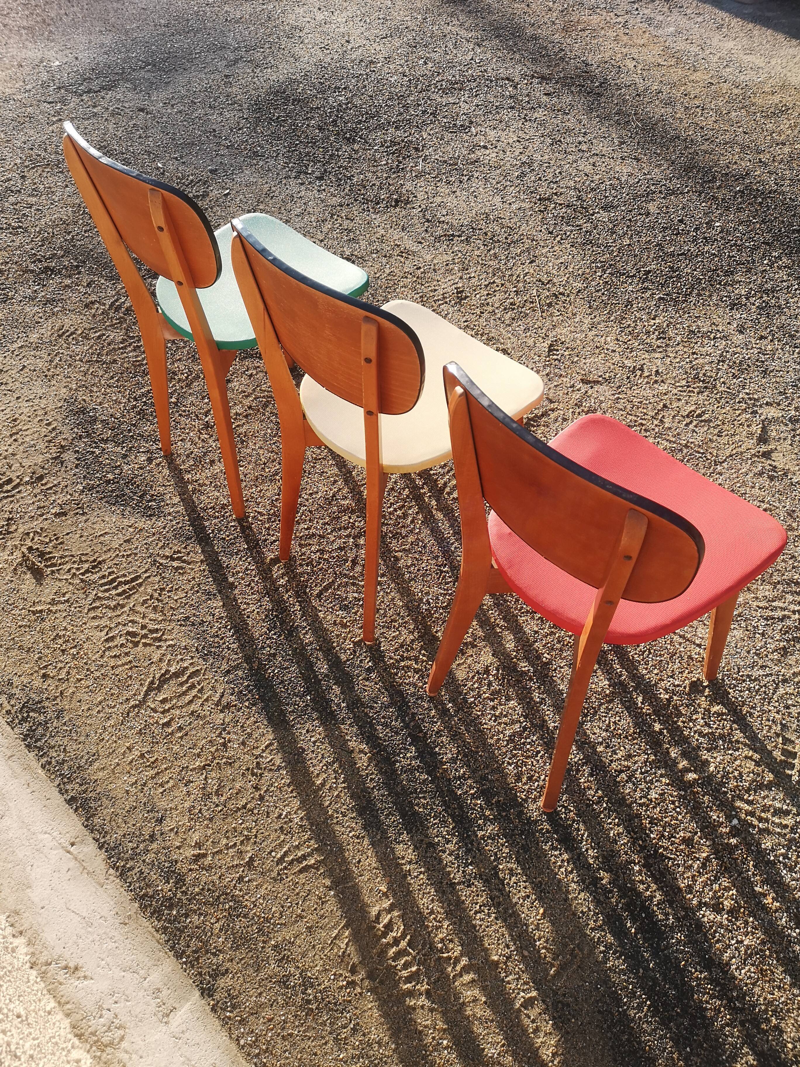Lot de trois chaises vintages années 1950