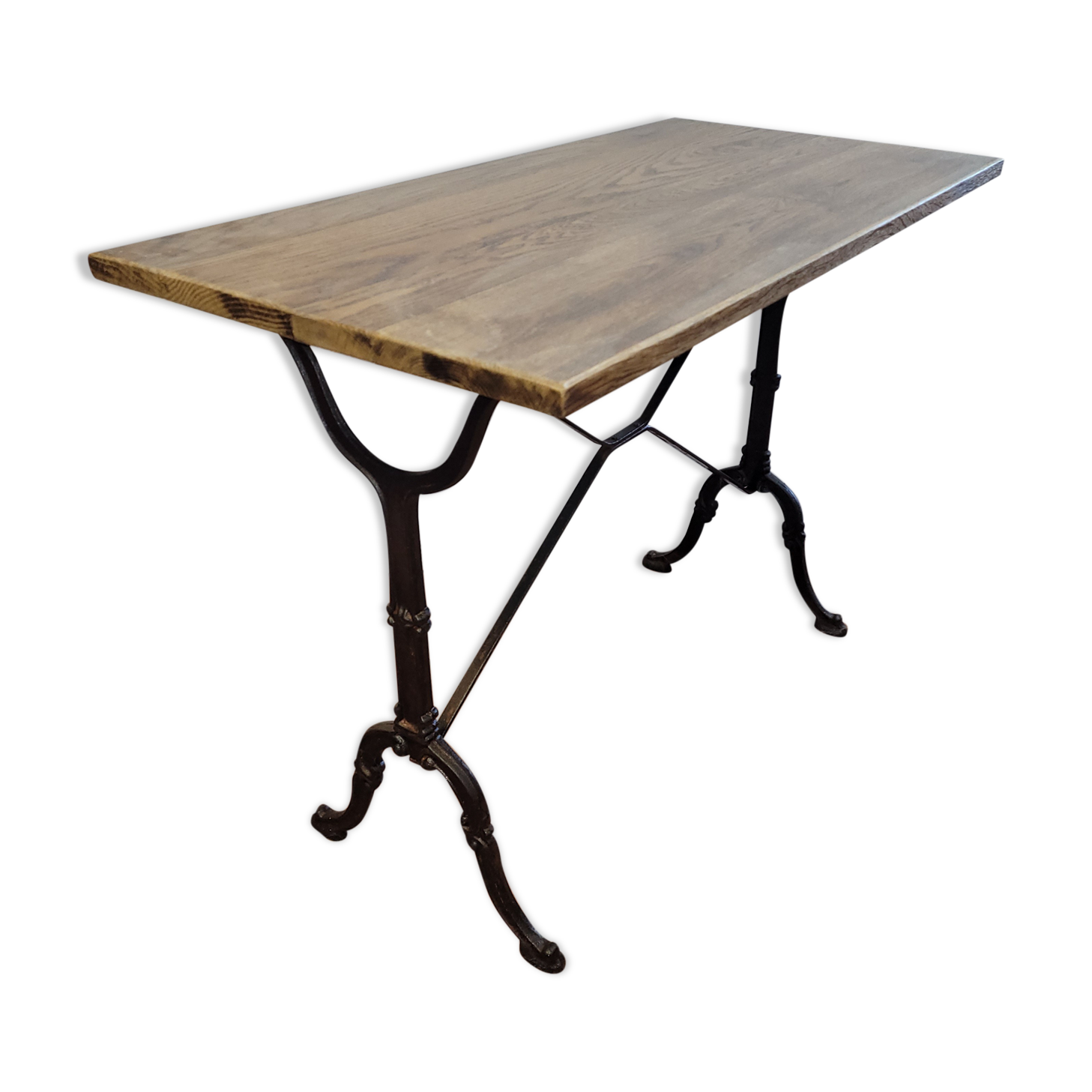 Bistro table Base cast iron over oak