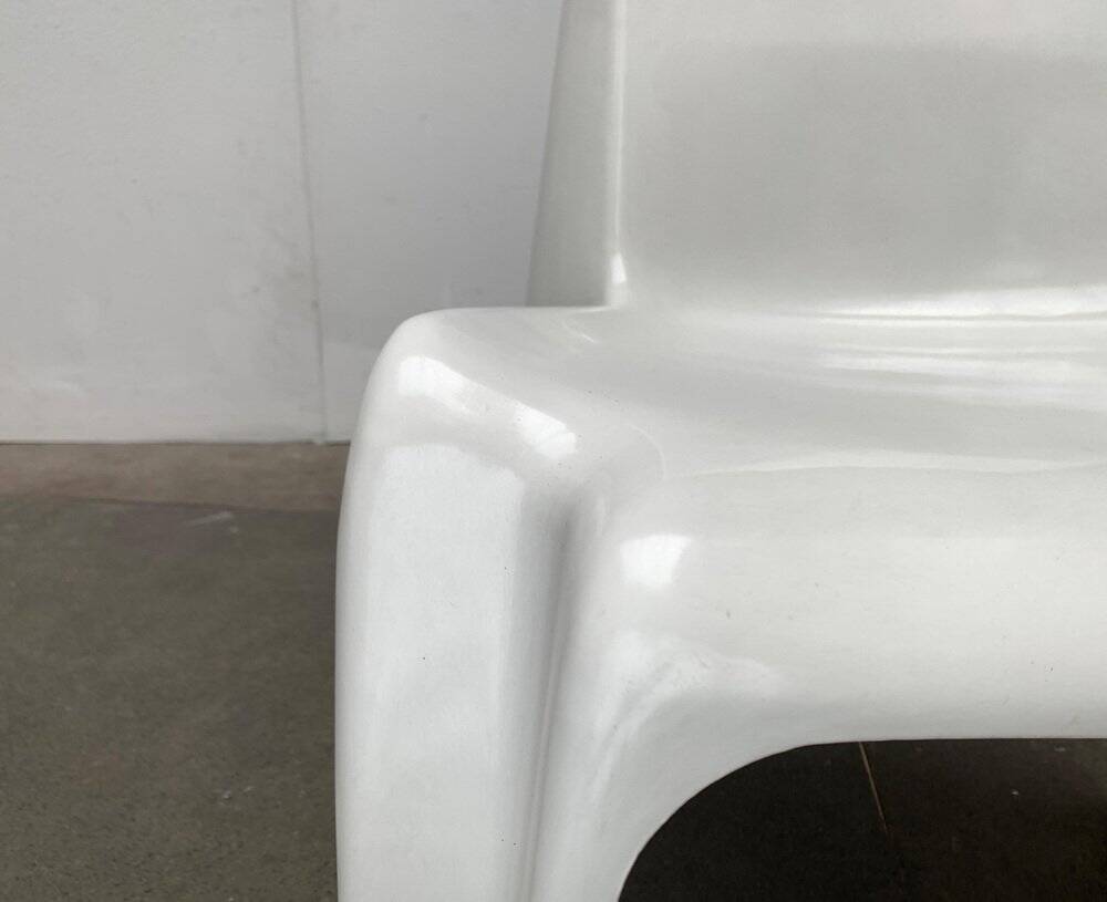 Stackable German chair in mid-century space age style by Helmut Bätzner for Bofinger, 1960s.