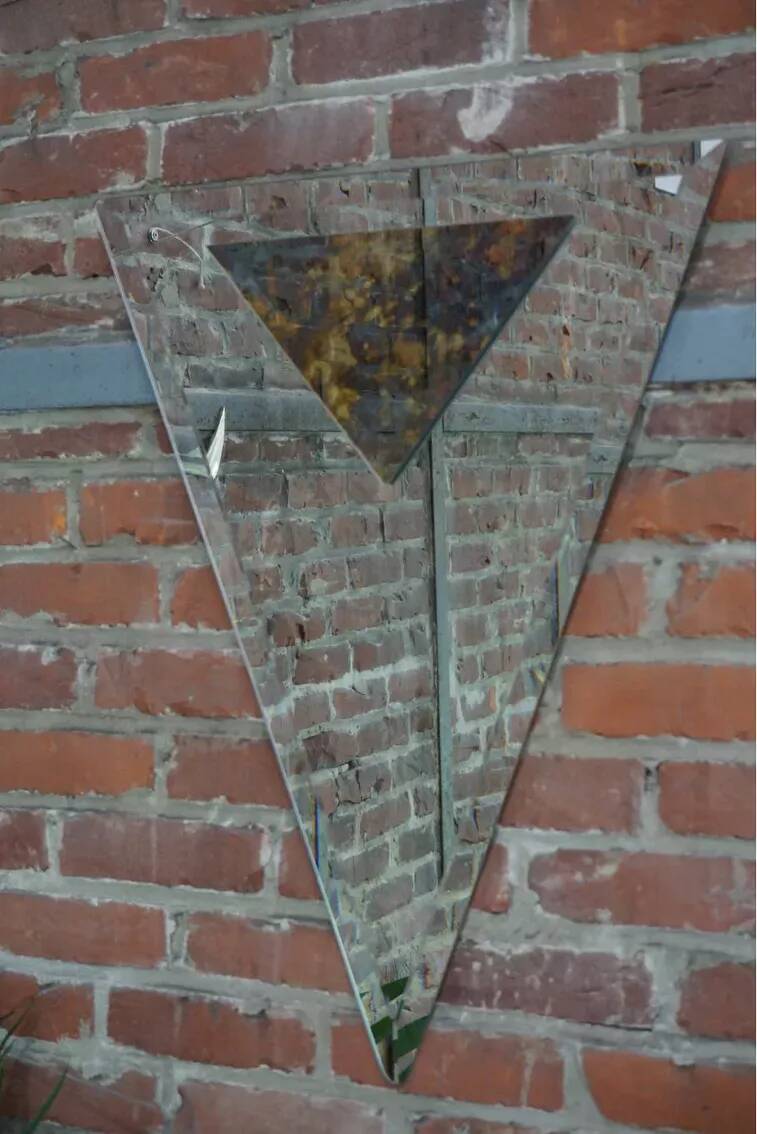 Beveled and triangular art deco mirror 59 x 76 cm