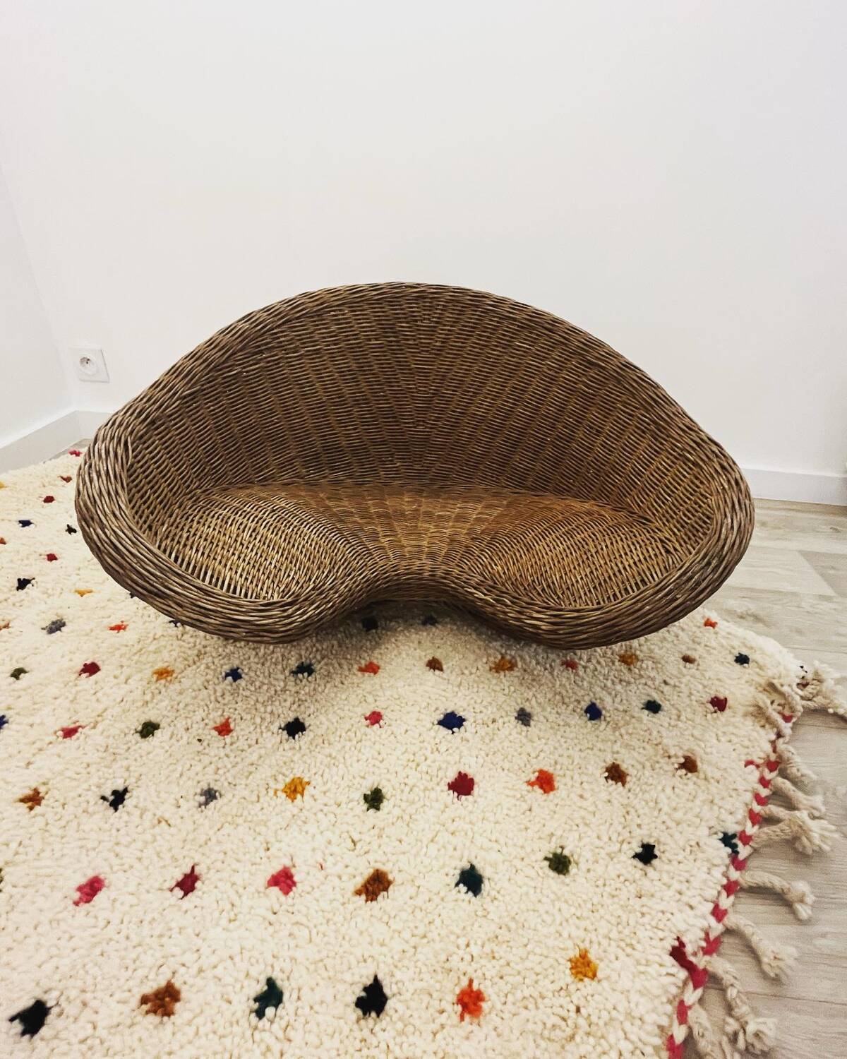 Lotus chair