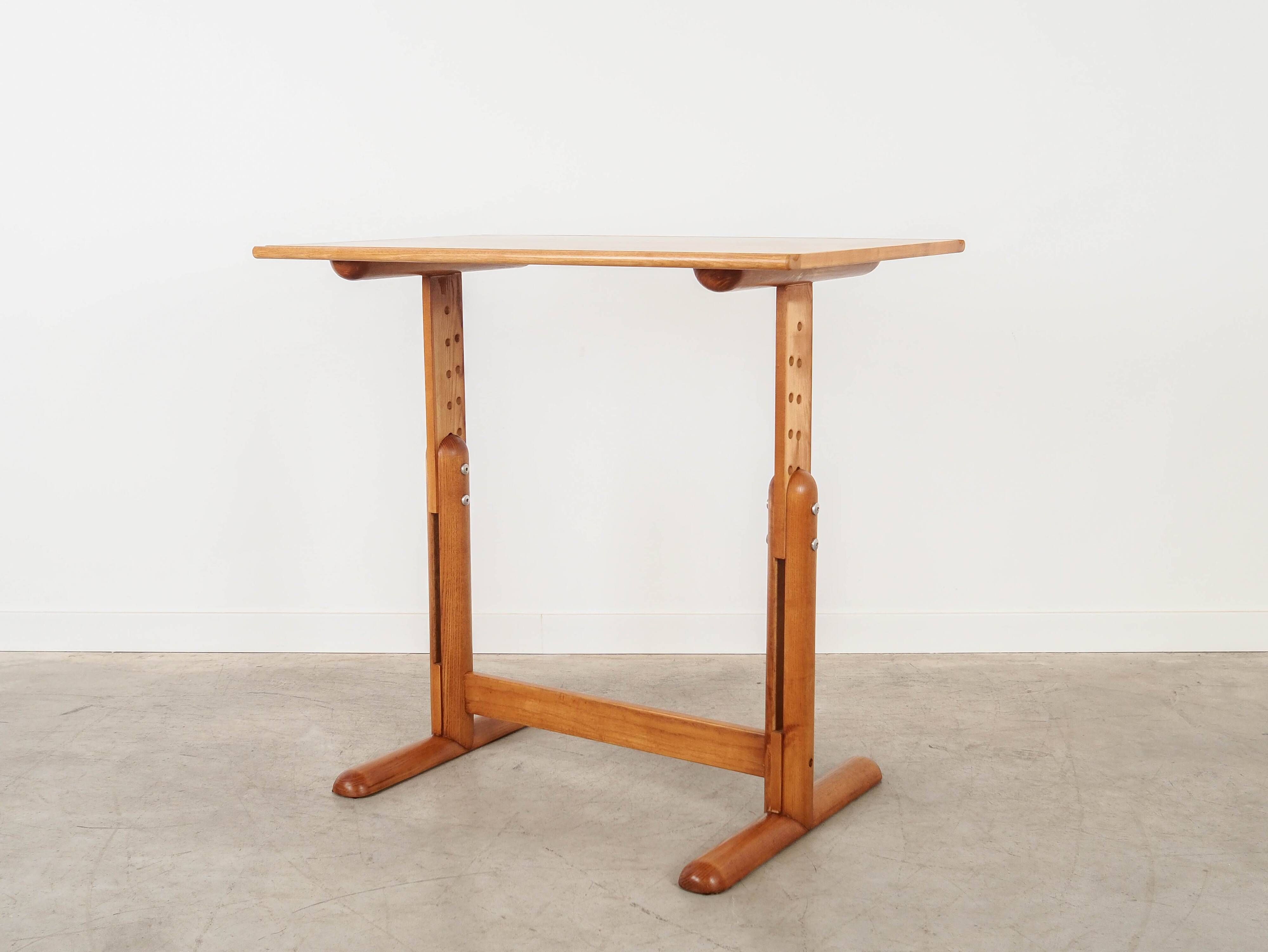 Desk with an adjustable top, Italian design, 1970s, made in Italy