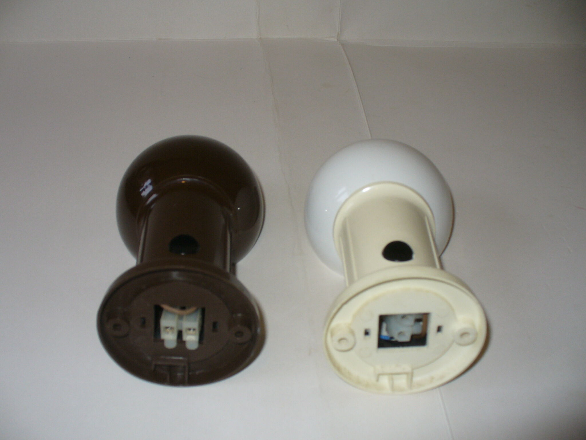 Pair of eye ball wall lamps - Resistex - from the 70s