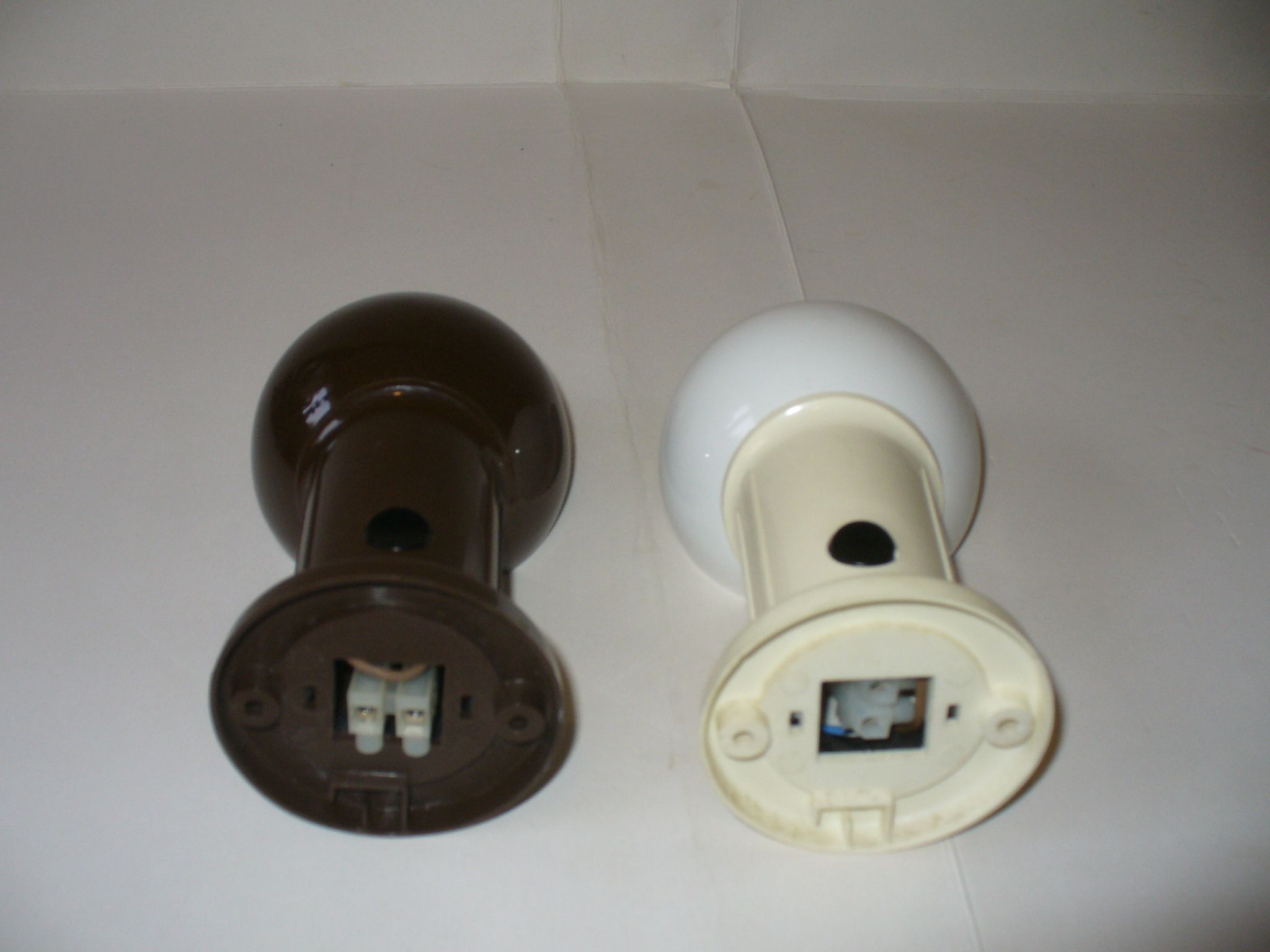 Pair of eye ball wall lamps - Resistex - from the 70s