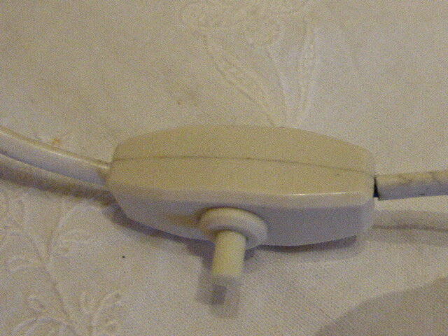 Table lamp, metal base, plastic pleated dayshade and fabrics, design and vintage 1950/60