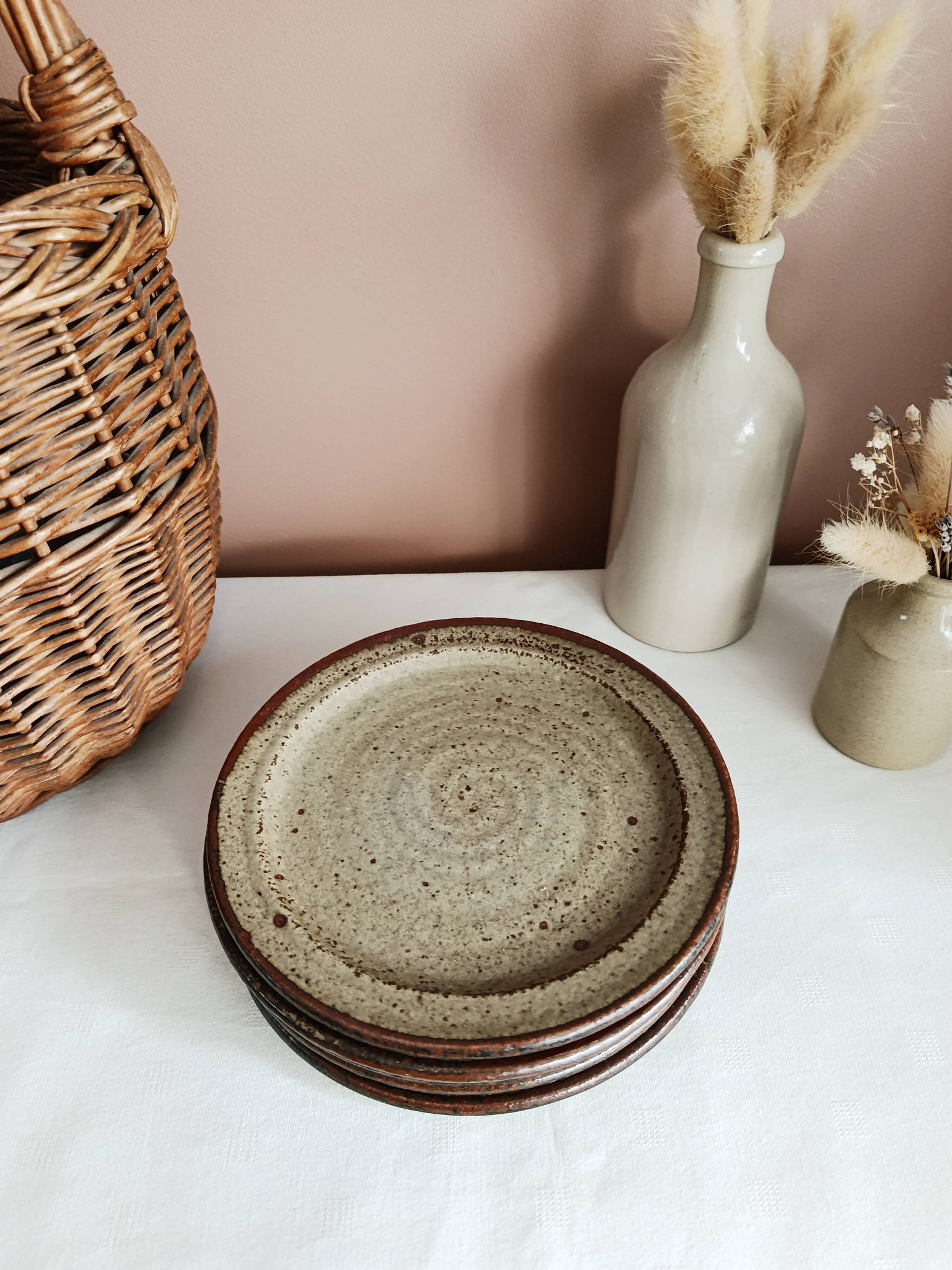 Set of 5 dessert plates by Jean Tessier, Le Cep, in pyrite stoneware.