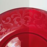 round centerpiece in engraved red glass