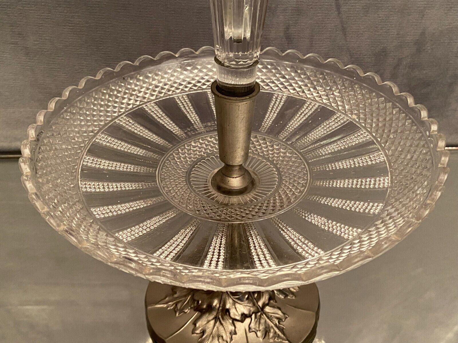 Centerpiece cup enhanced vase cornet crystal Val Saint Lambert late nineteenth