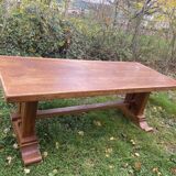 Farm table