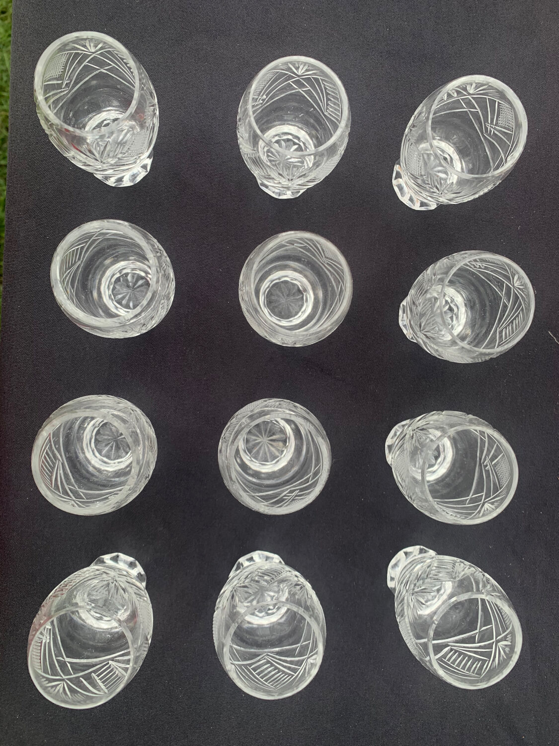 12 St Louis crystal liqueur goblets/glasses, 19th century