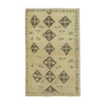 1960s handmade oriental beige rug 154 cm x 247 cm