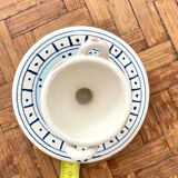 Vintage cockroster with integrated saucer