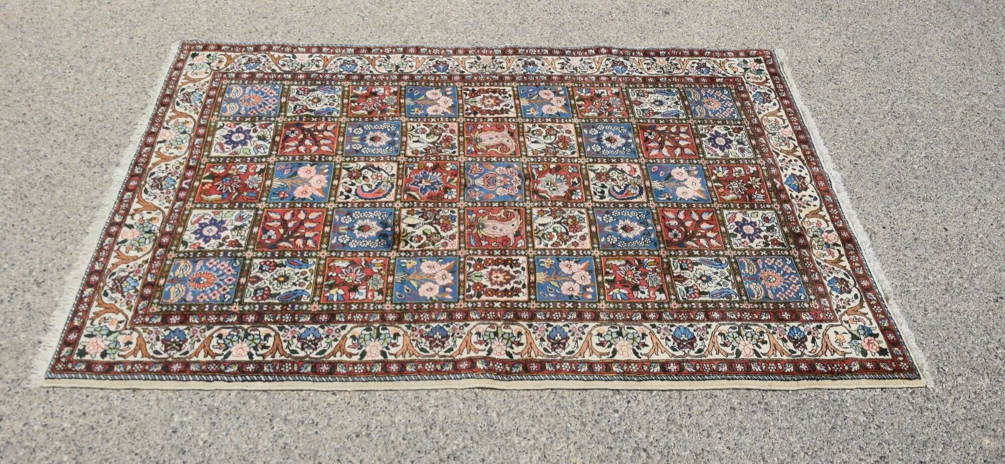 Oriental Persian Rug Iran Bakthiar Chaleshotor Handmade: 2.40 X 1.60 M
