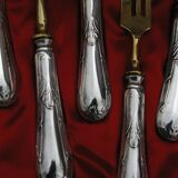 12 fourchettes à gâteau métal argenté et lames dorées style louis xvi