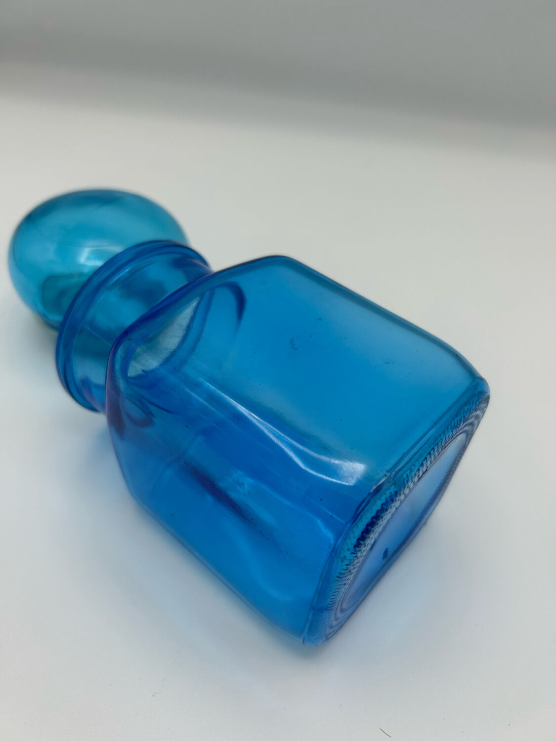 Vintage pharmacist style pot