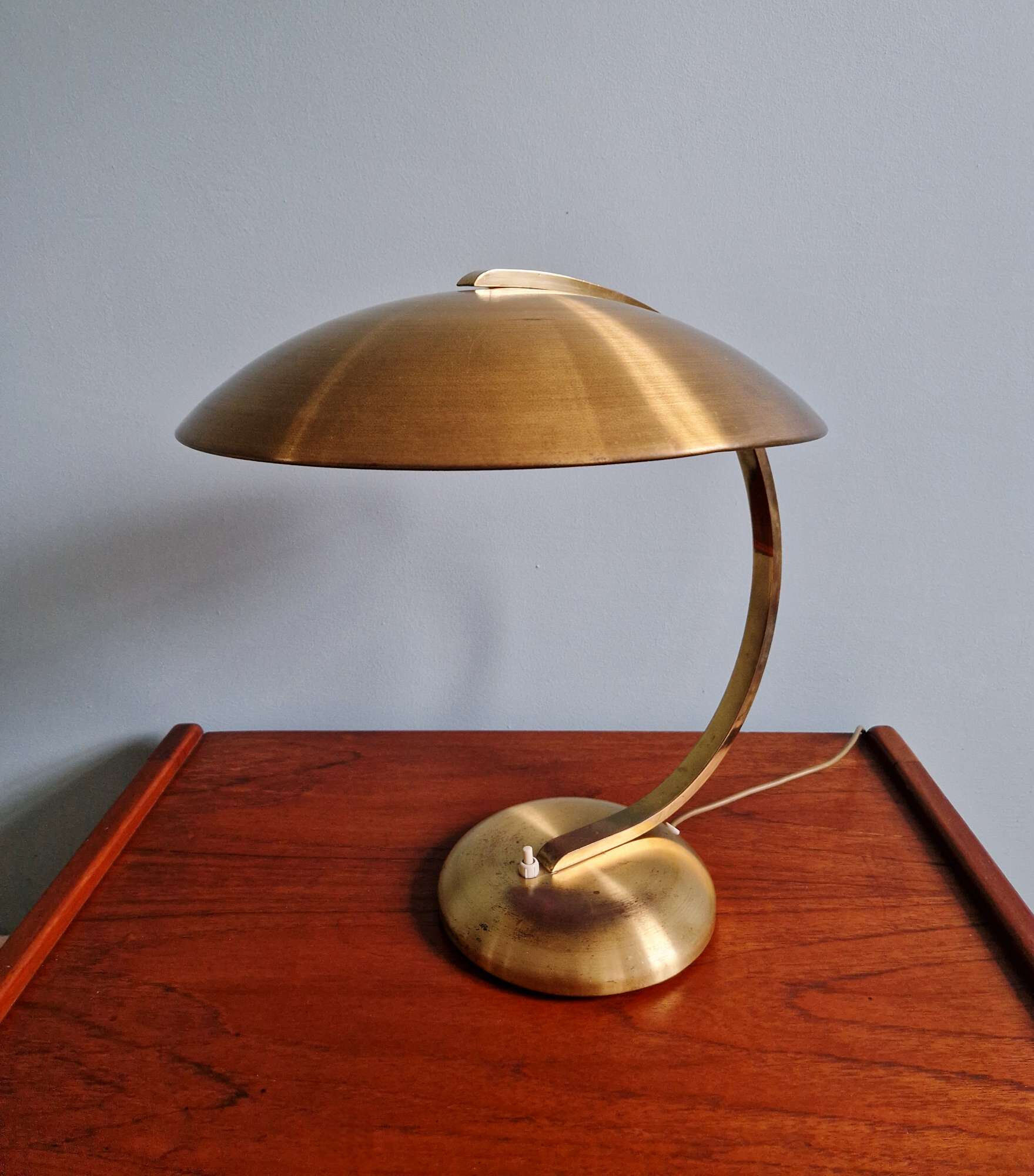 Bauhaus desk lamp in brass, Egon Hillebrand, 1930