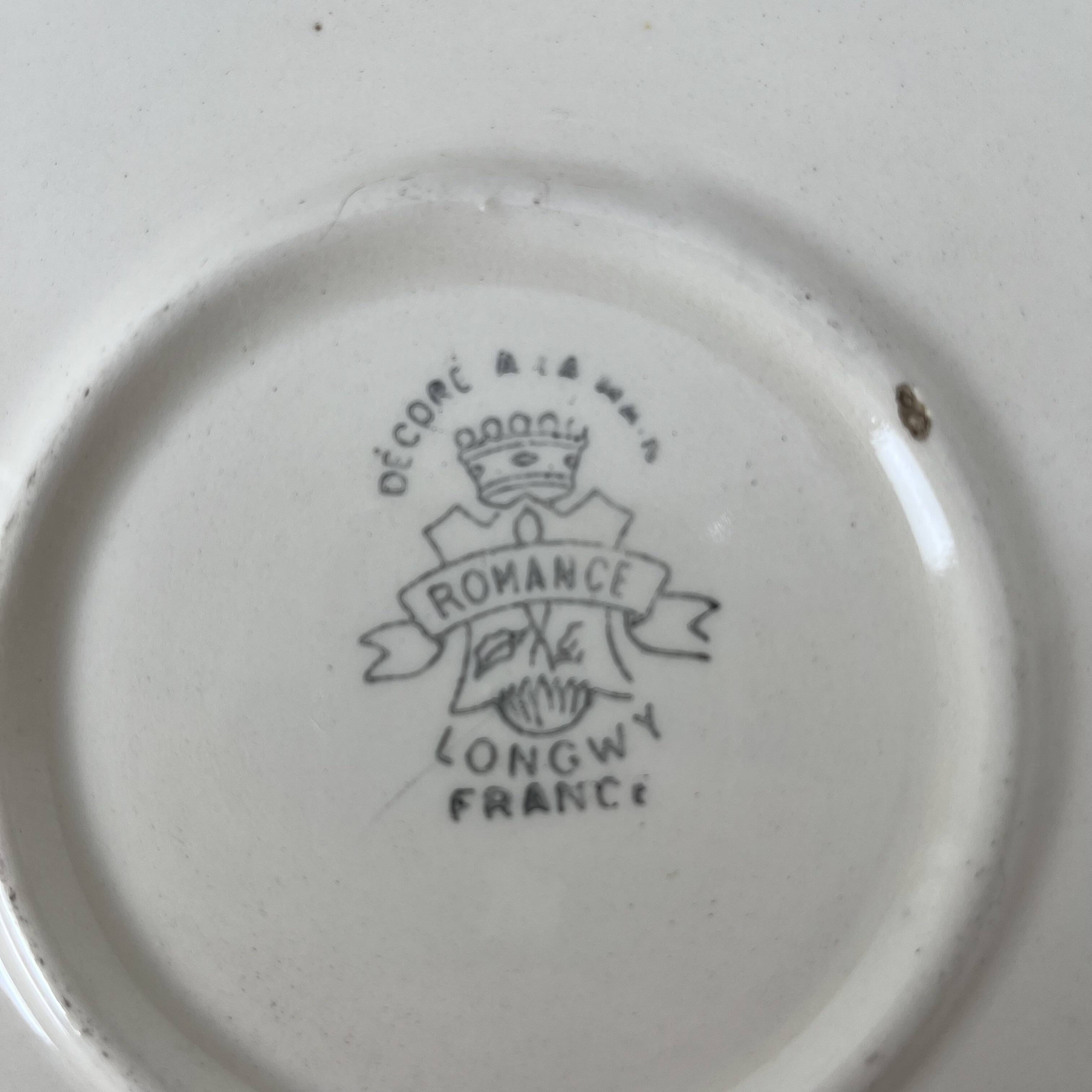 Longwy cake dish, "Romance" model, early 20th century.