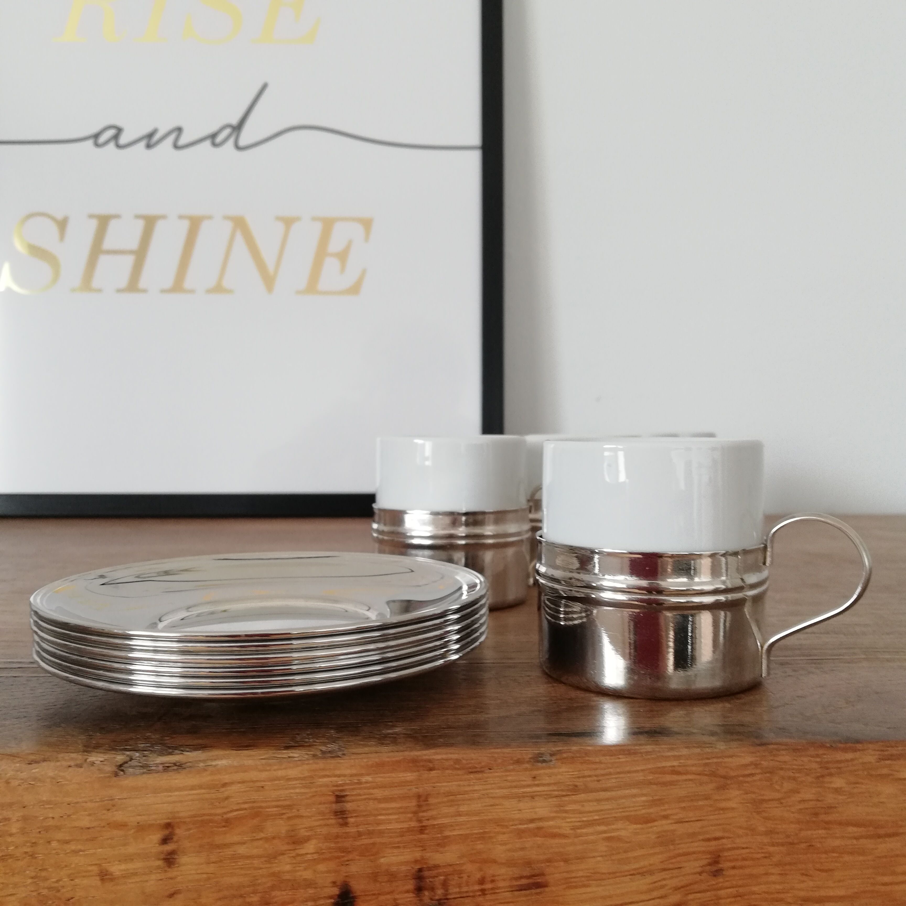 6 ceramic and metal coffee cups