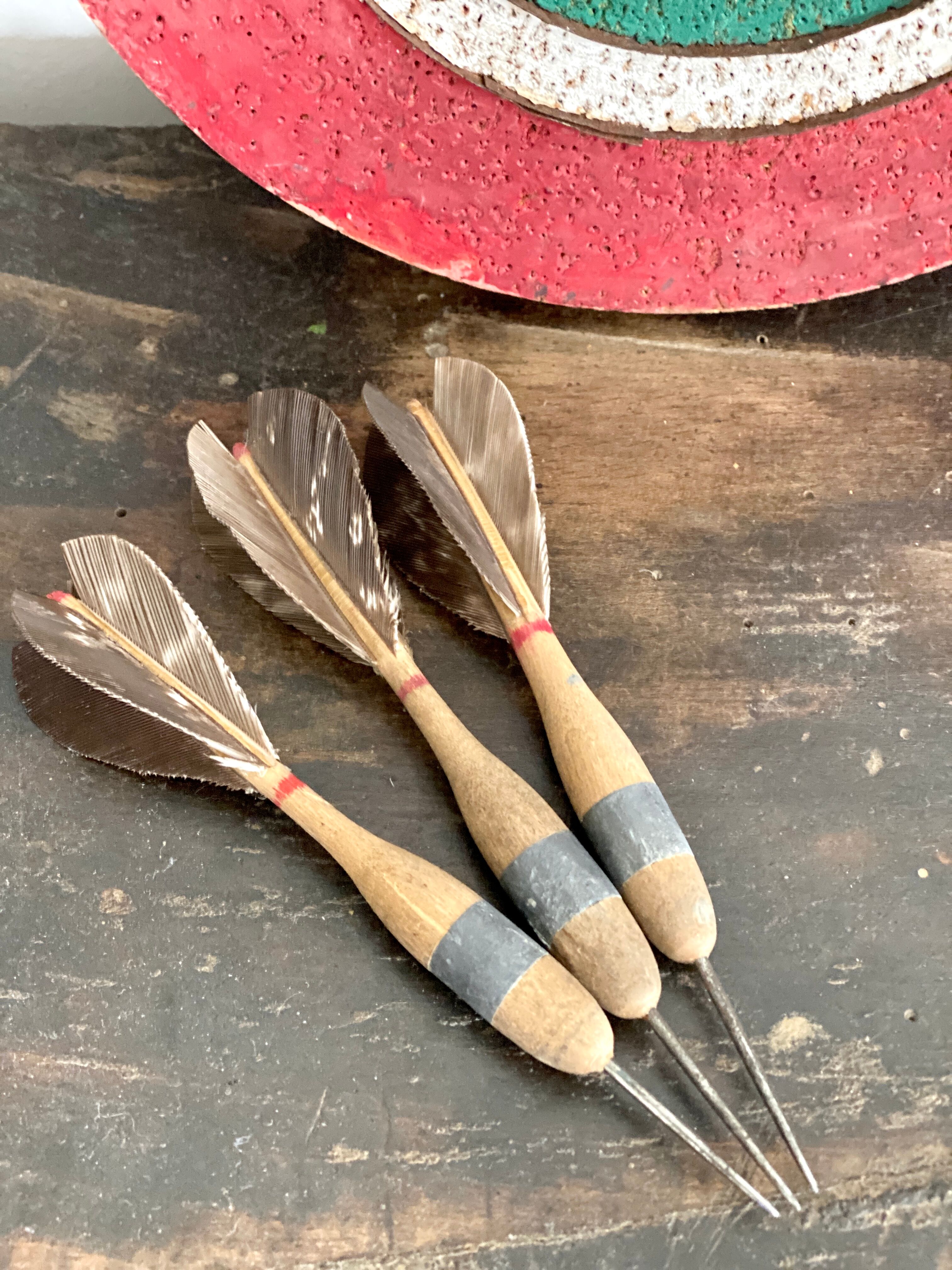 Old vintage darts game