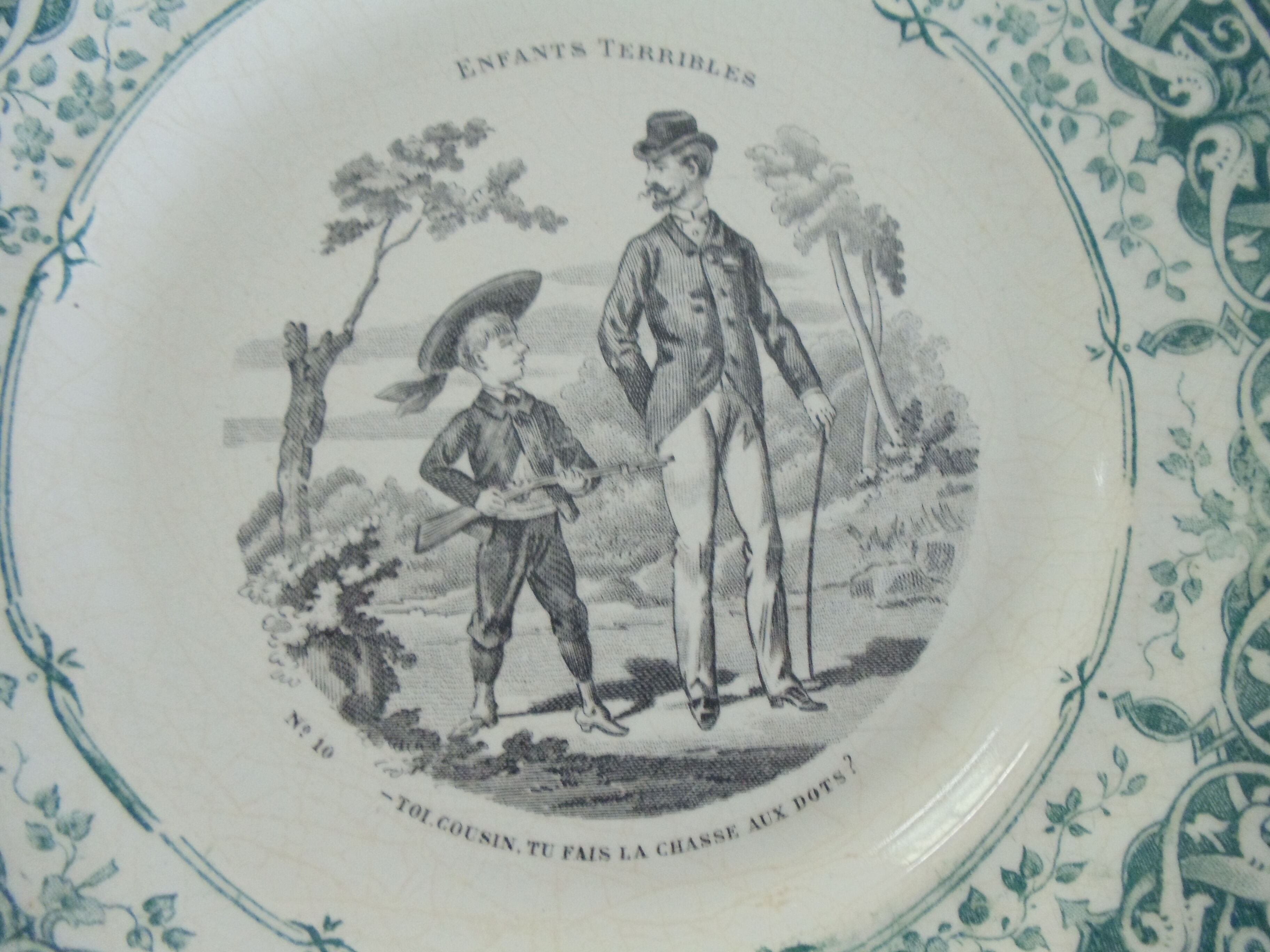 Talking plate