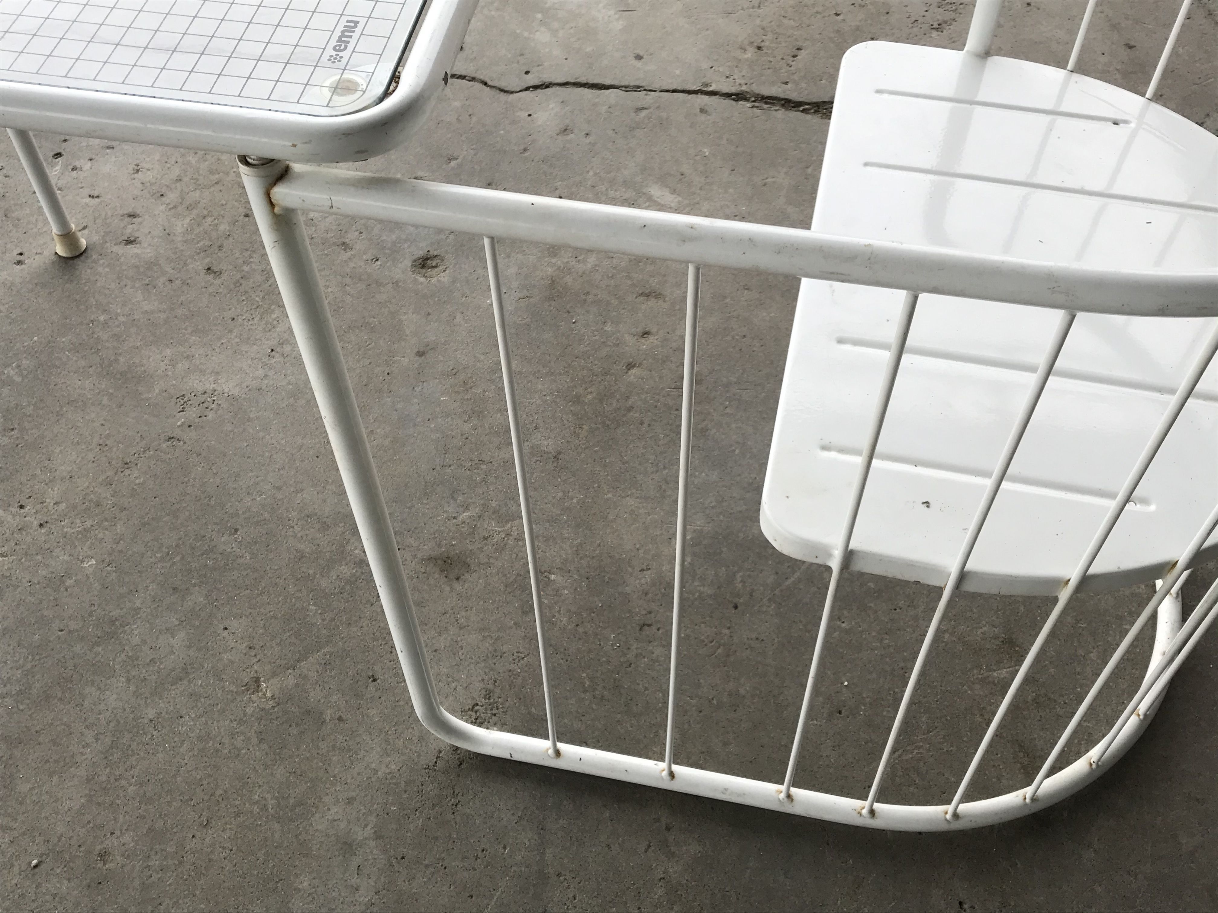 Vintage70's, Emu table in metal and glass, chairs swivelling under the table