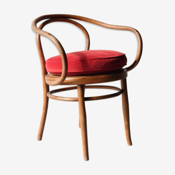 Model armchair 712, curved wood seated j.J.Kohn