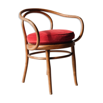 Model armchair 712, curved wood seated j.J.Kohn