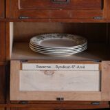 Notary's furniture with clamshells