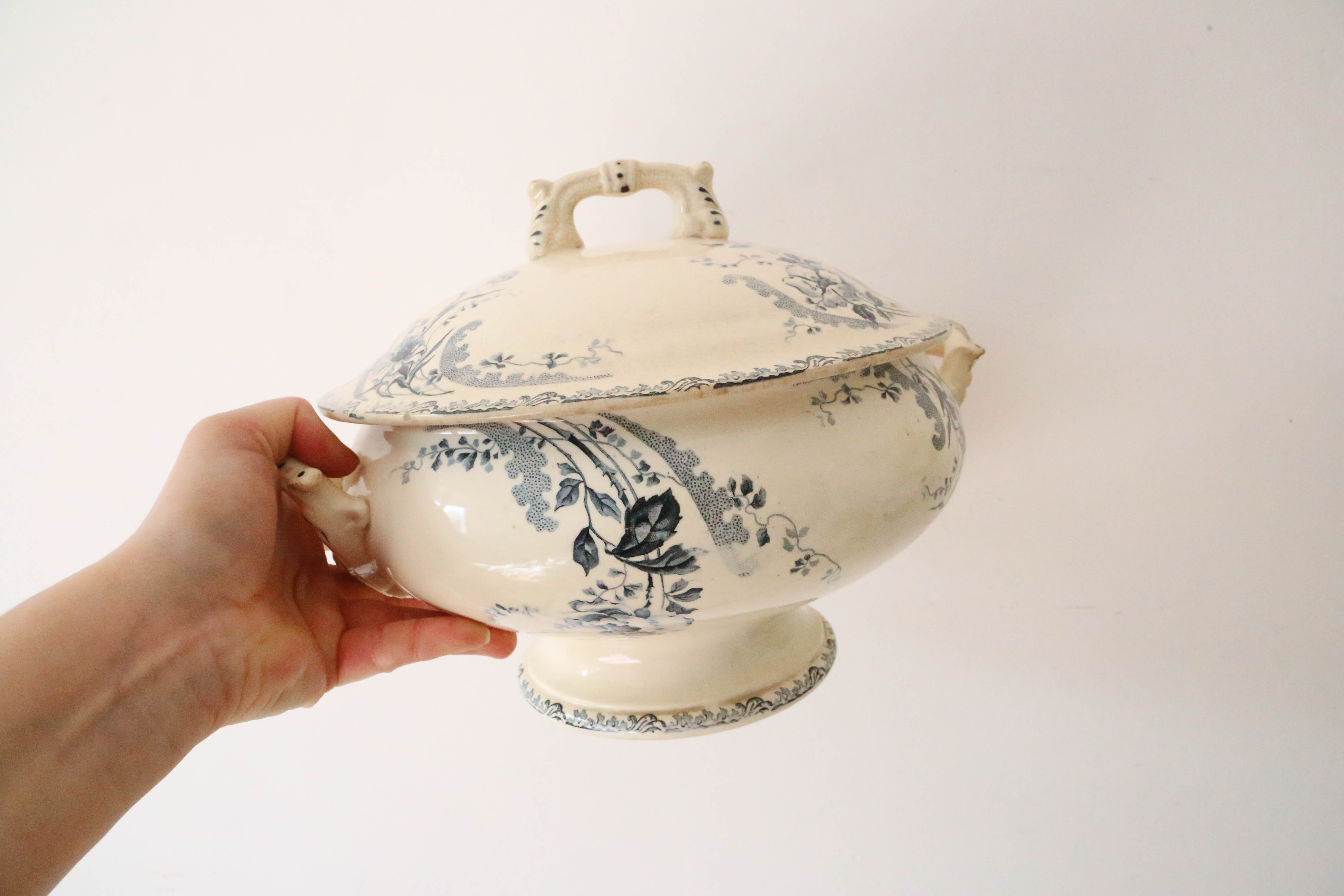 Soup bowl or salad bowl model Pornic, H. Boulenger & Cie, Terre de Fer, French manufacture