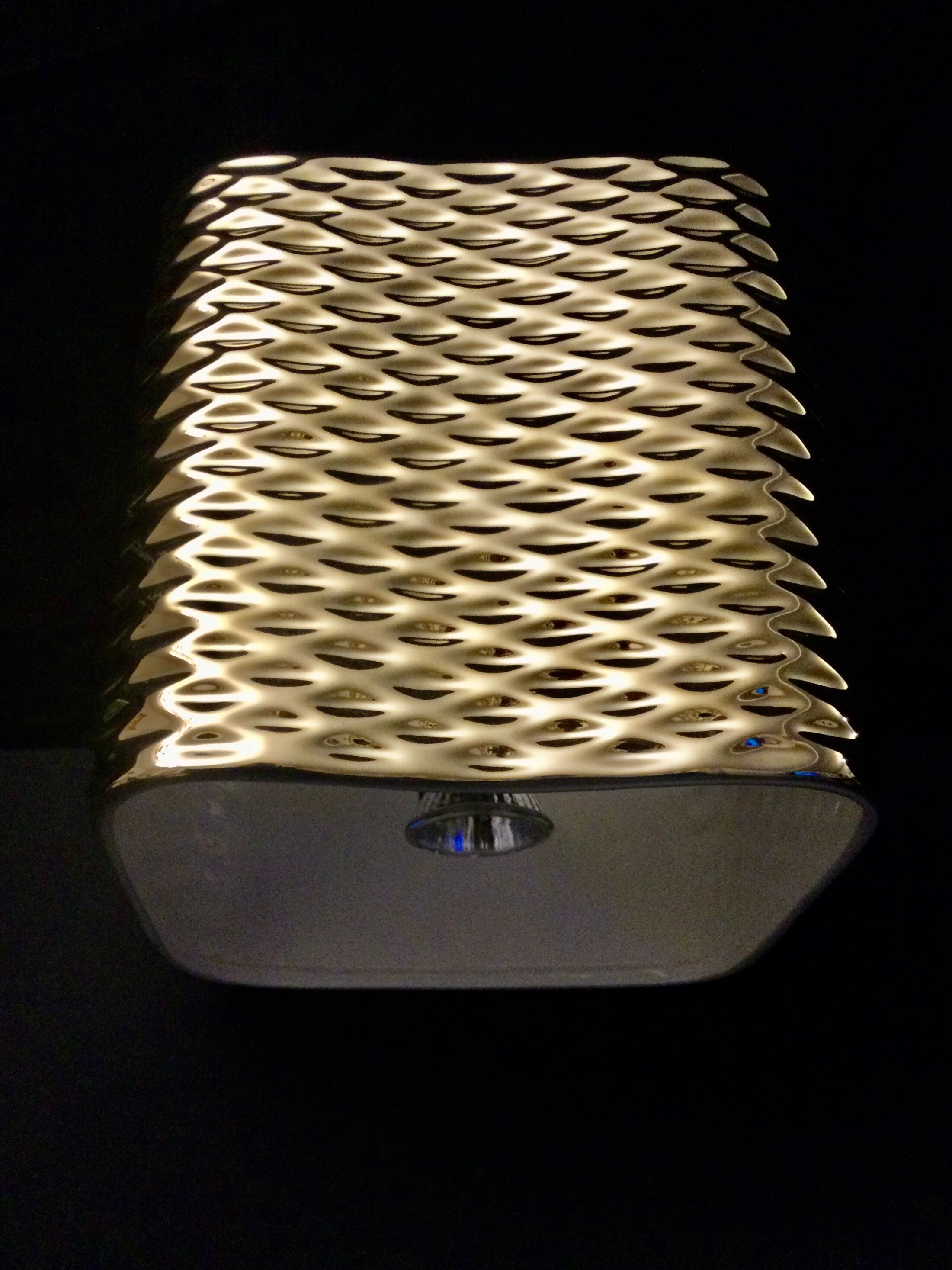 Golden ceramic cube wall light