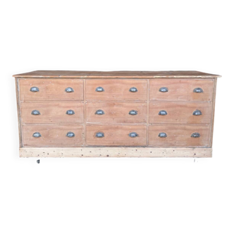 Grand meuble de métier