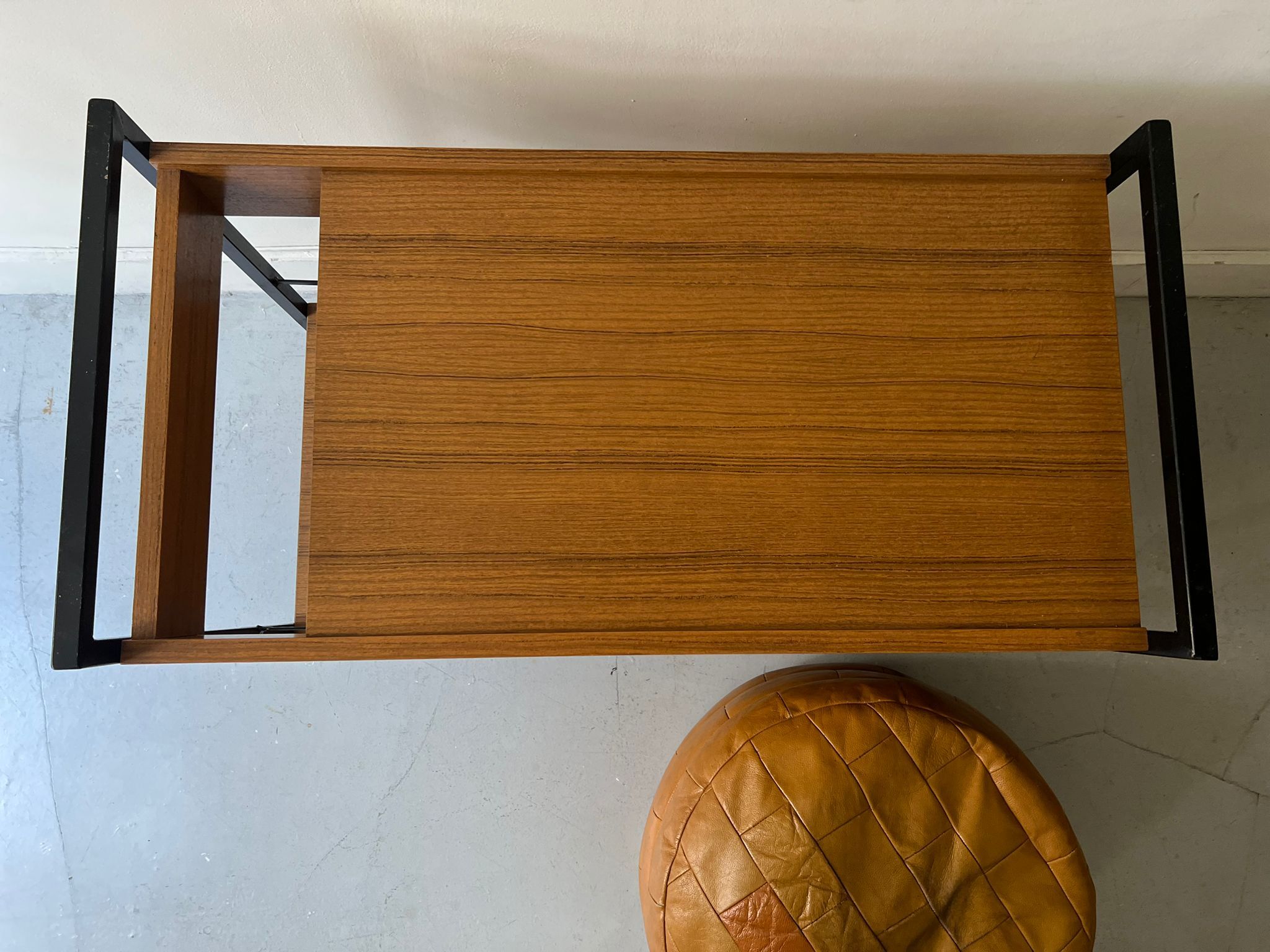 Desserte scandinave en bois et métal design 1970