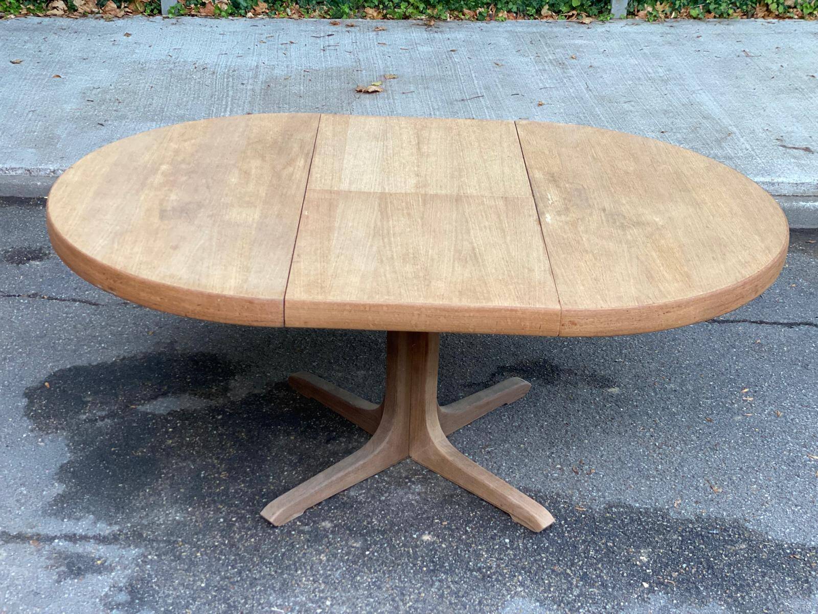 Authentic Scandinavian dining table BAUMANN stripped in teak 1960