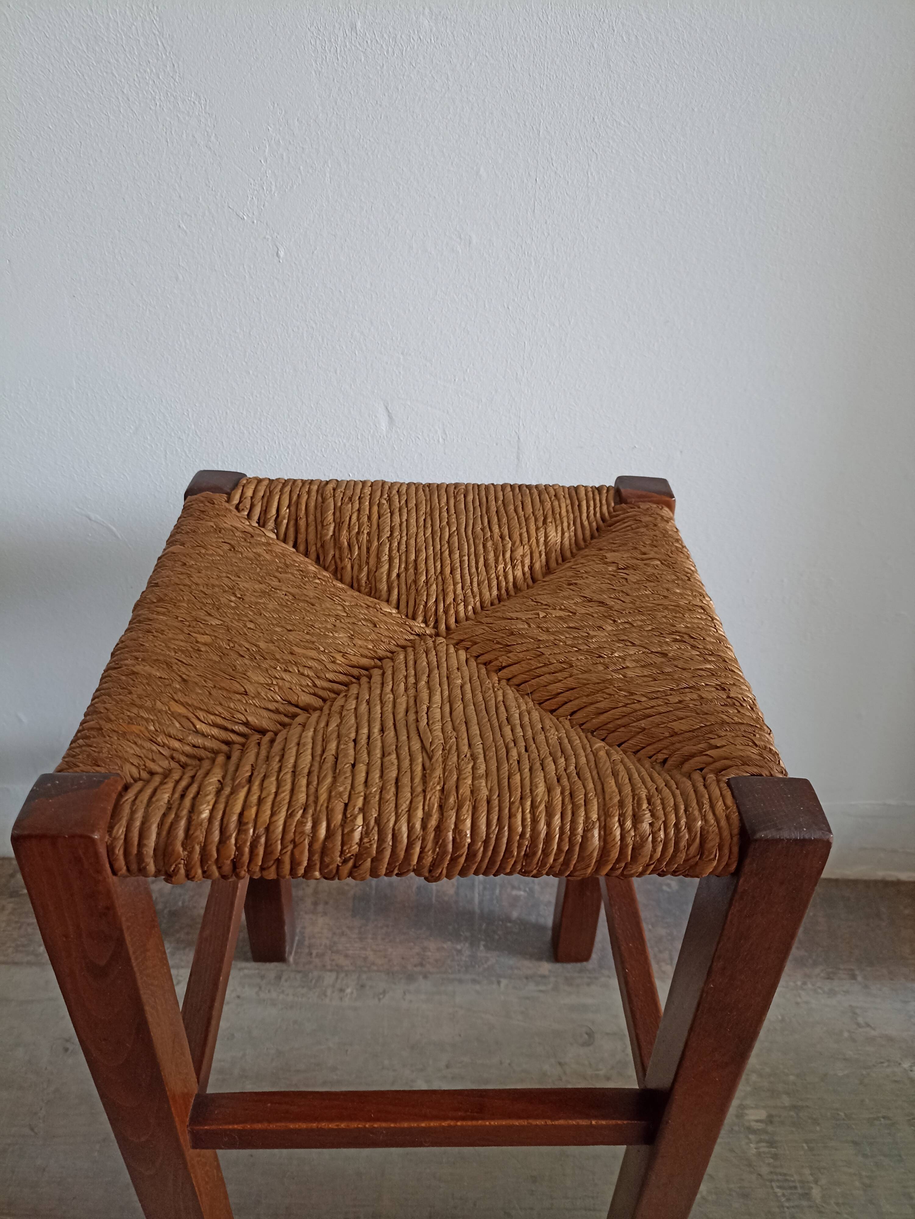 Straw stool