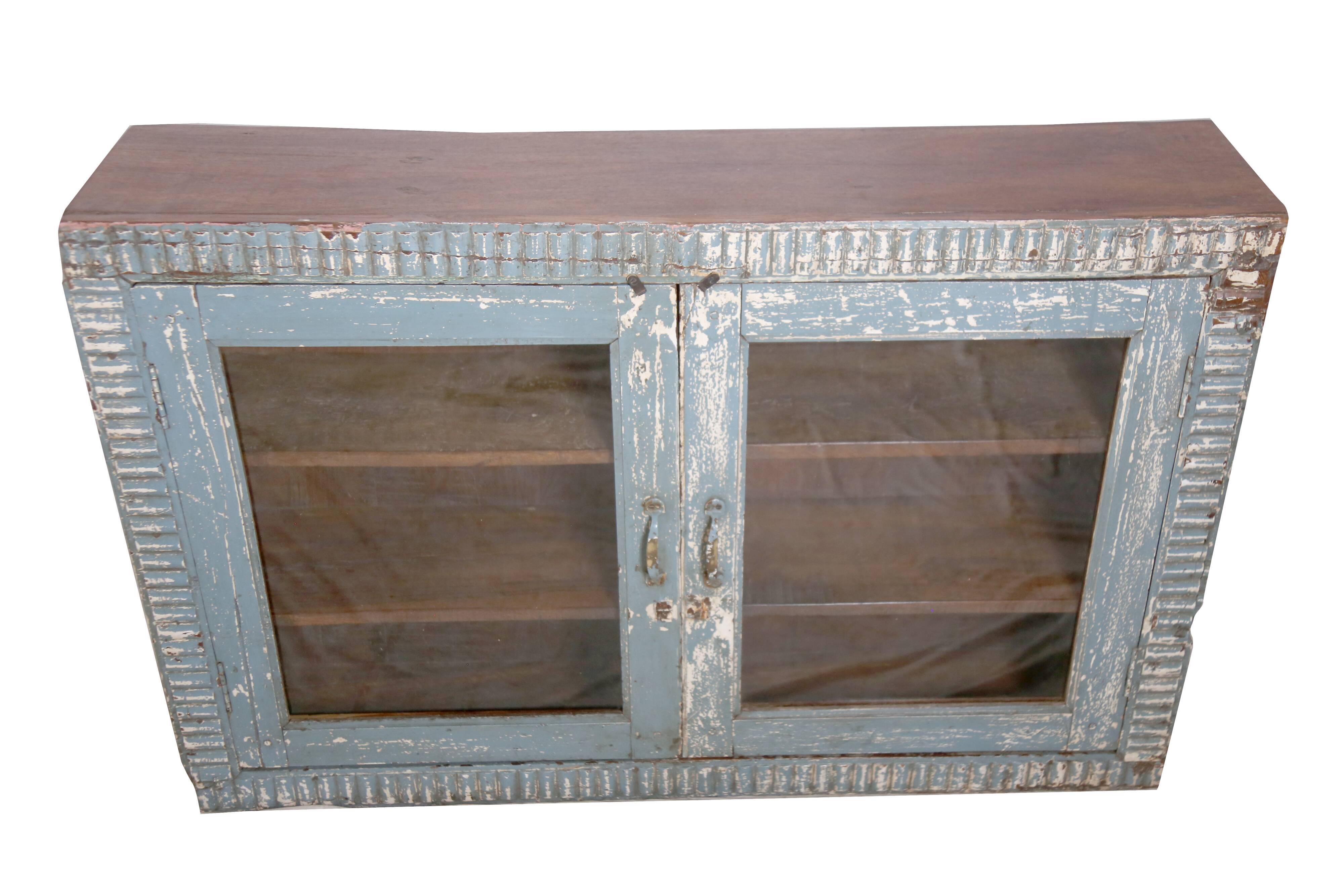 Vitrine murale en teck birman ancien