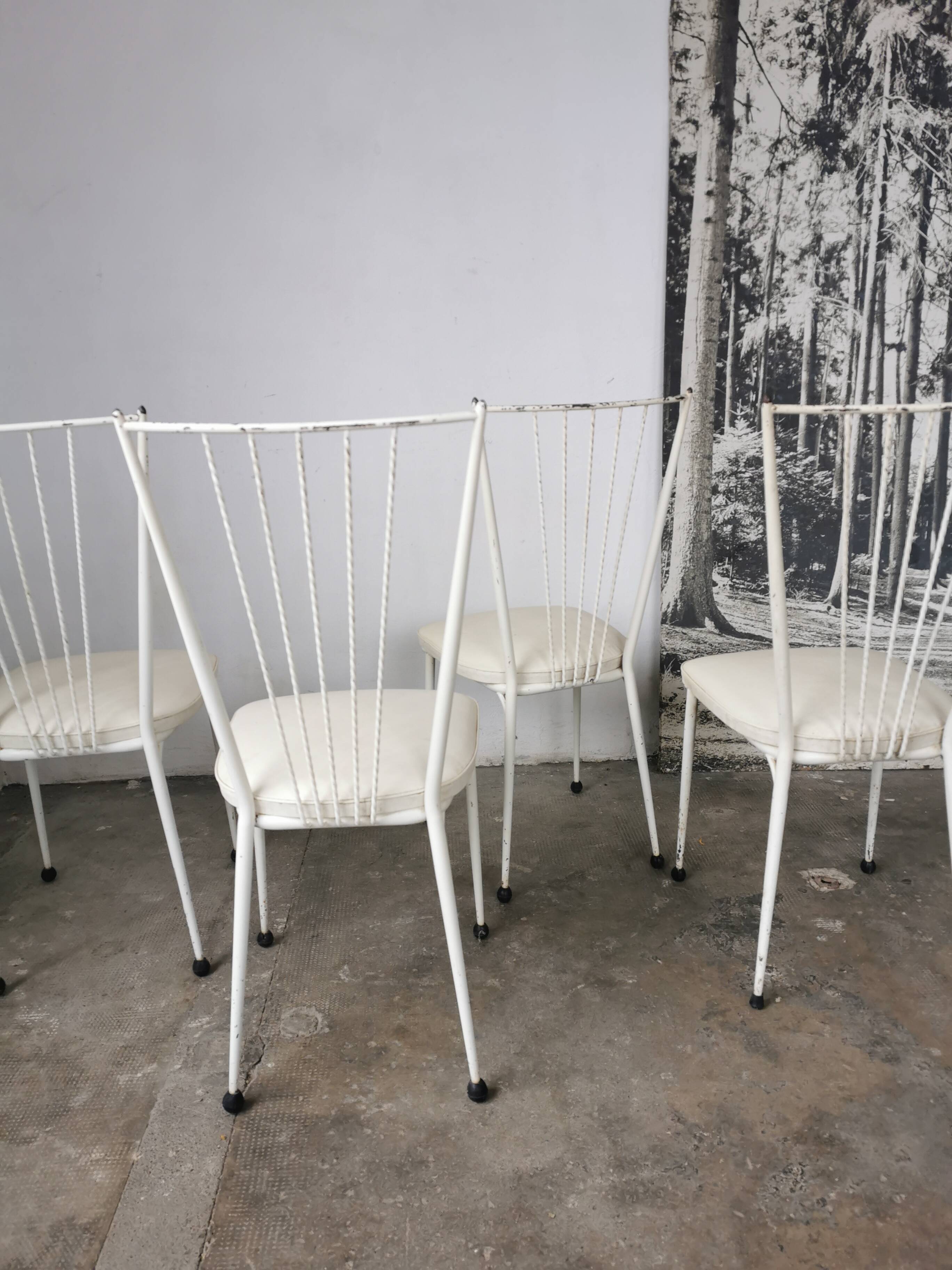 Set of 4 vintage chairs in metal and Skai