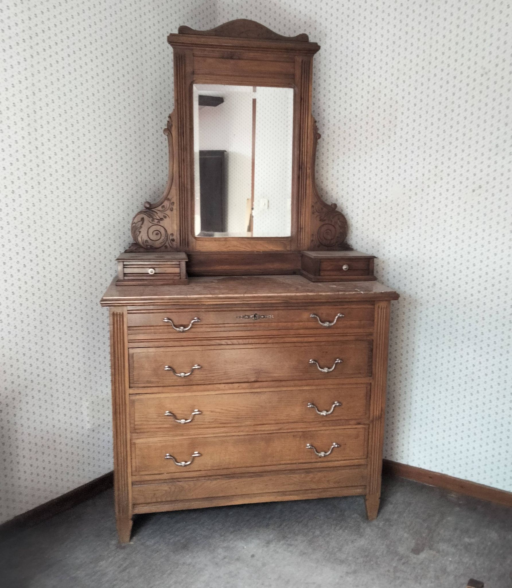 Antique hairdresser