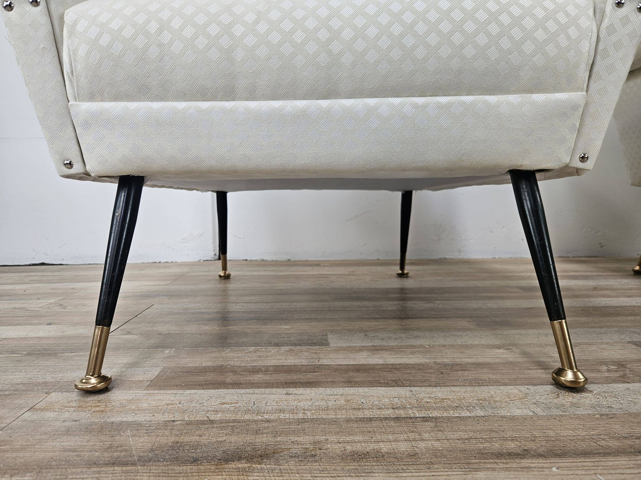 Italian armchairs from the 1950s in cream fabric with iron legs.