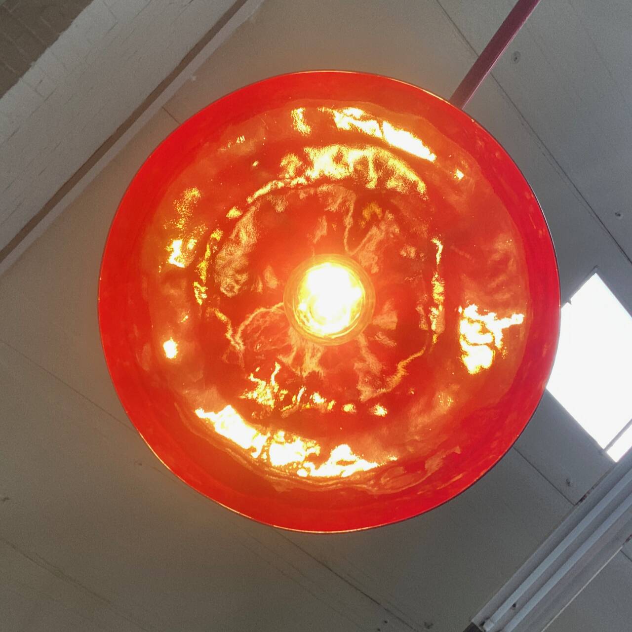 Red arc floor lamp with oval tulip base - italy 1970's