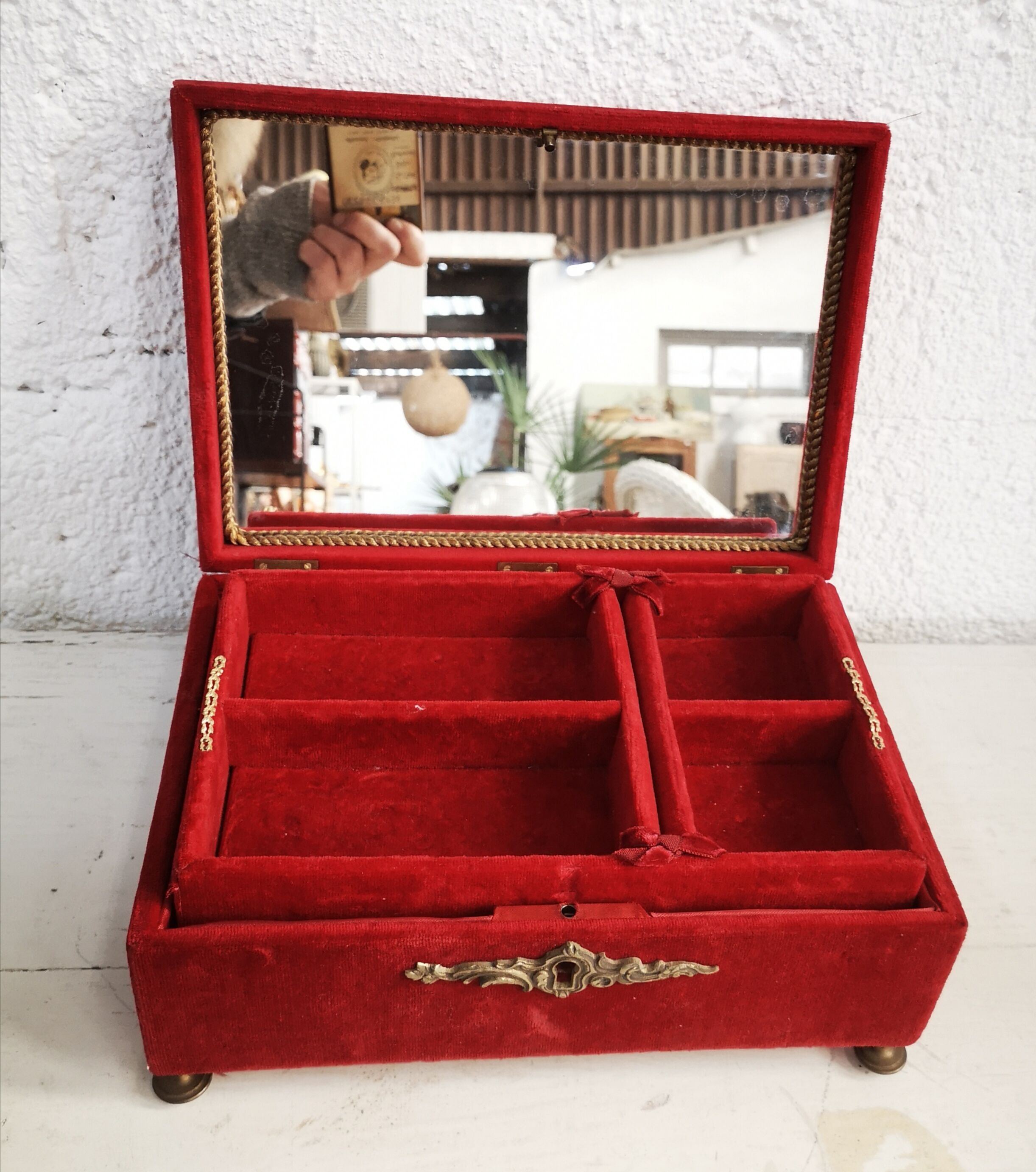 Old jewelry box