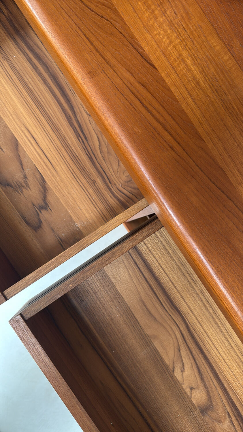 Vintage teak wooden Dyrlund sideboard