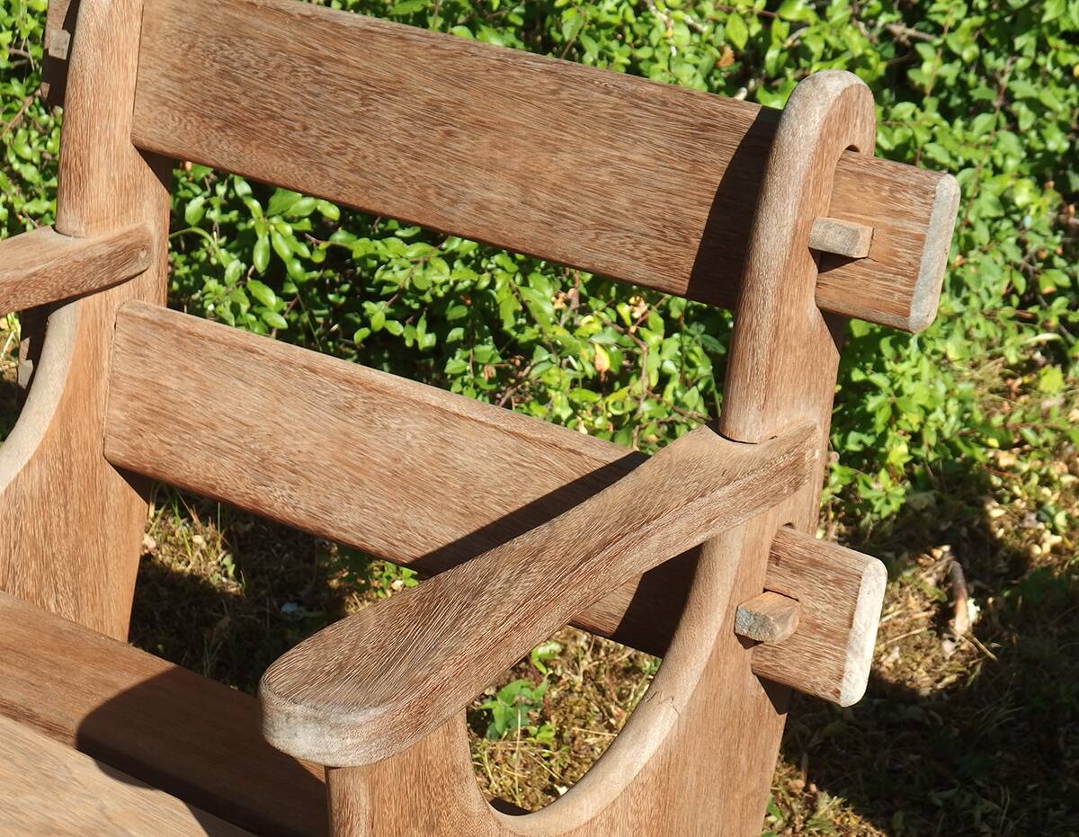 Pair of removable garden armchairs