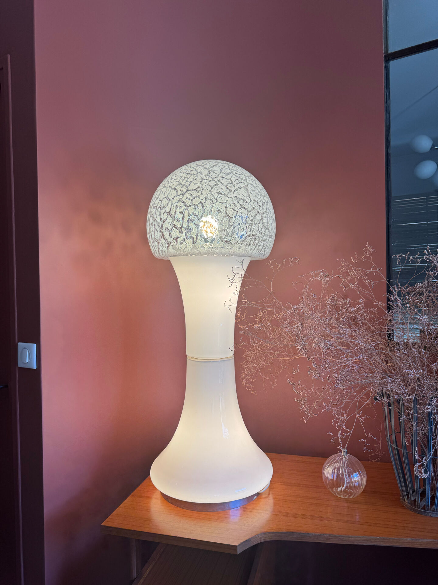 Floor lamp made of blown Murano glass from the 60s/70s.