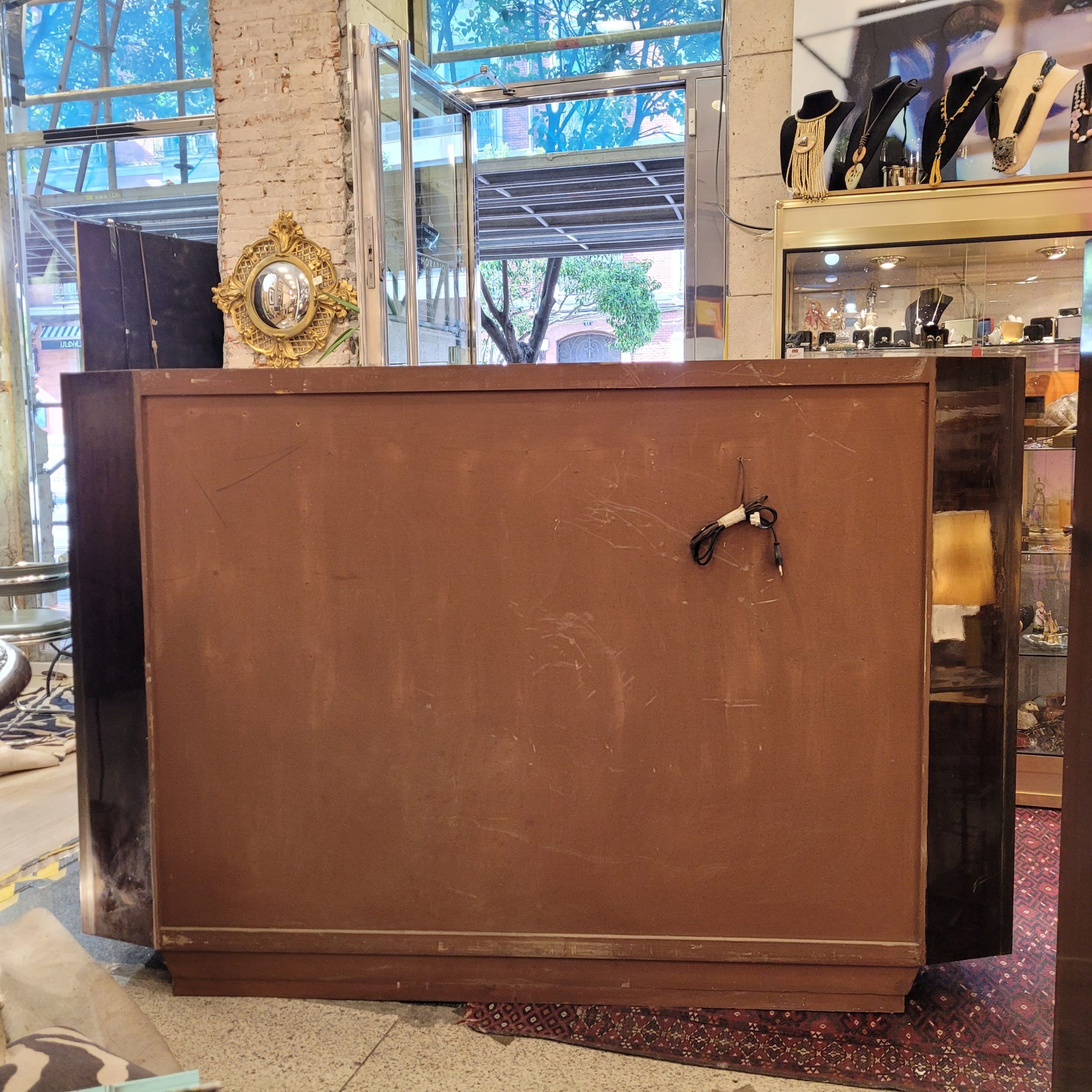 Bar cabinet / buffet, rosewood, Vittorio Dassi for Permanente Mobili di Cantù, Mid-century, 1950s – Italy