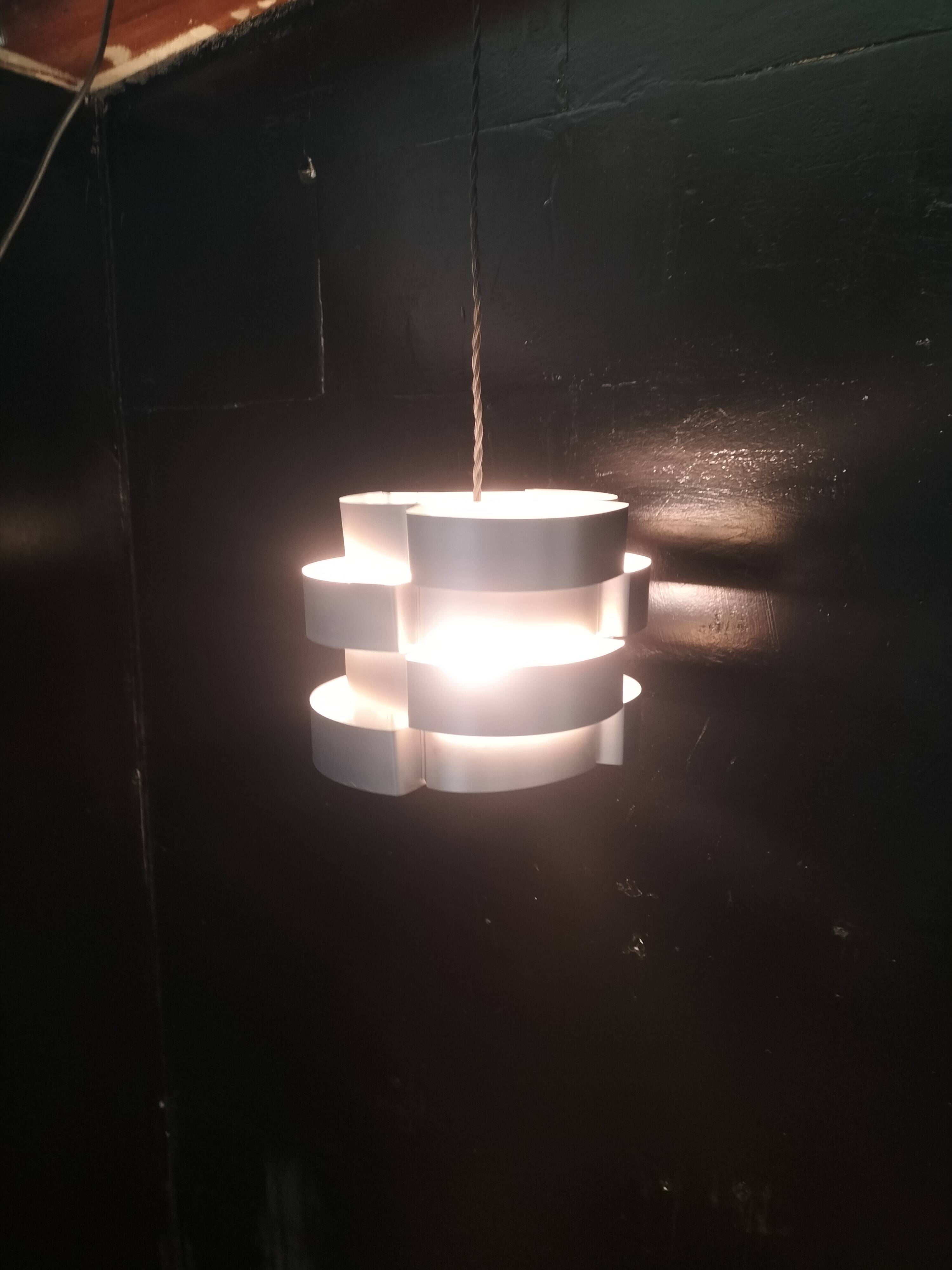 Max sauze pendant light