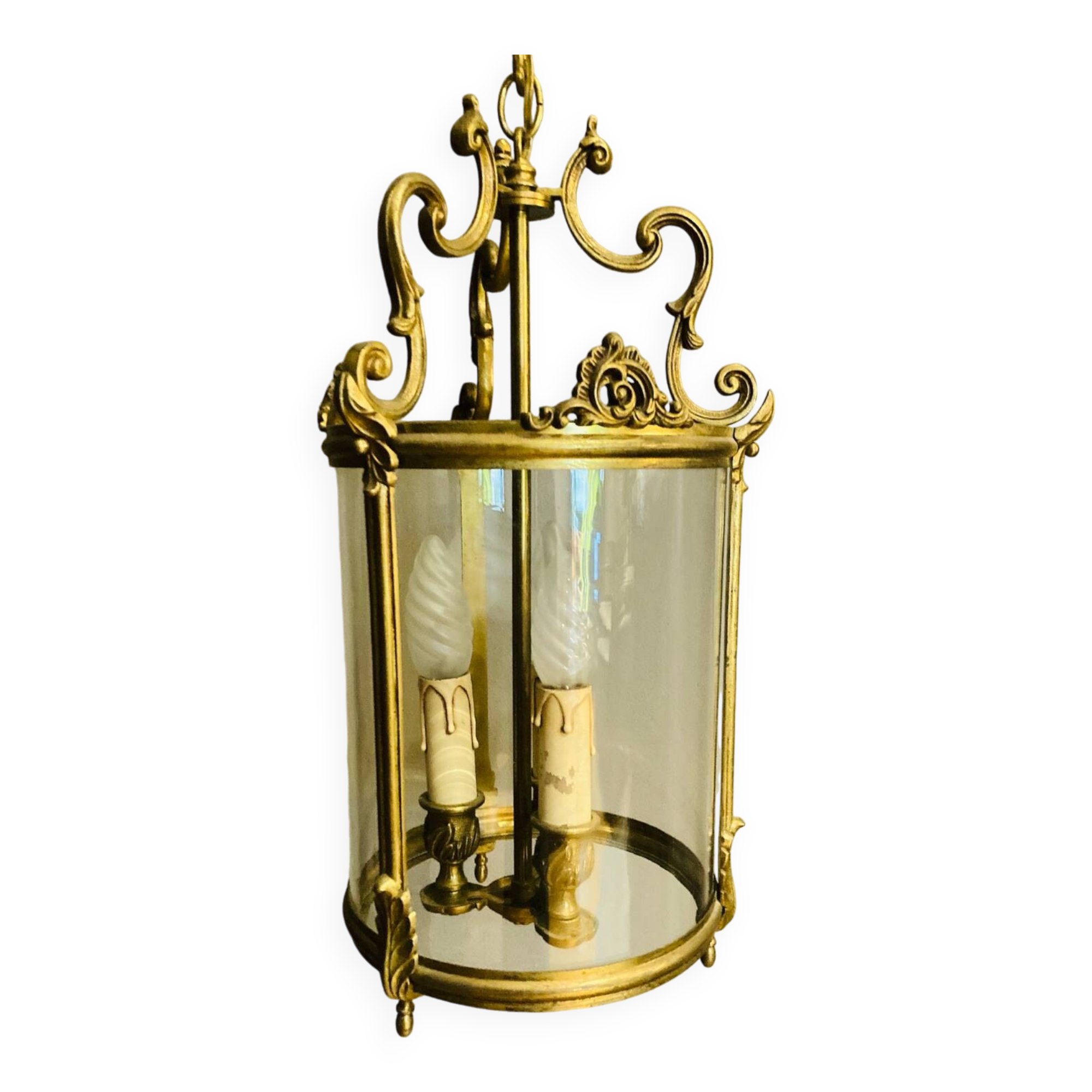 Large round St Louis XV corridor lantern from the mid-20th century in gilded bronze