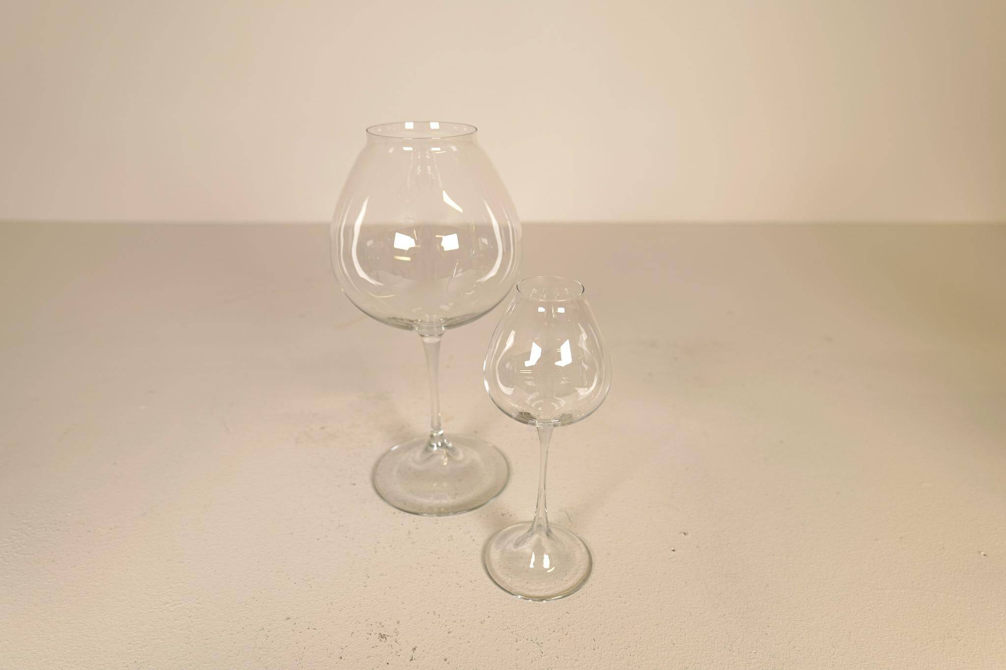 Large collection of Midcentury tulip glasses by Orrefors Nils Landberg, Sweden, 1950s.
