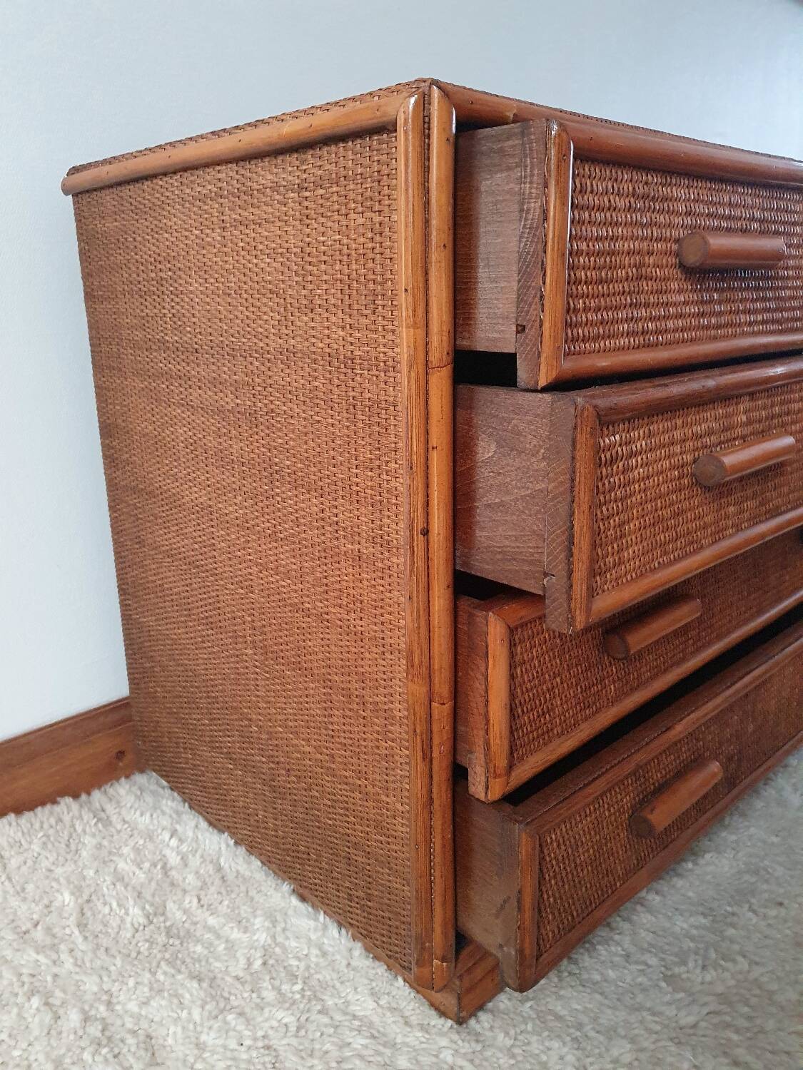 Vintage rattan chest of drawers 4 drawers